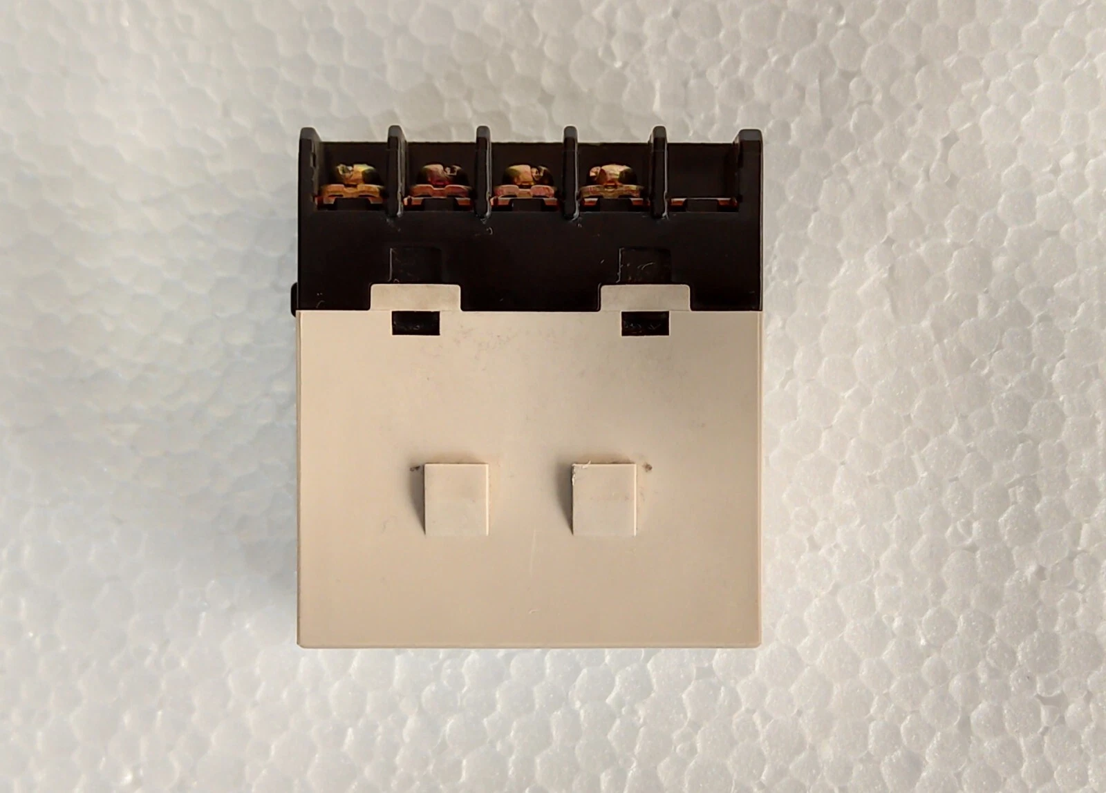 admin/uploads/uploads/omron g7j 2a general purpose relay_3.webp